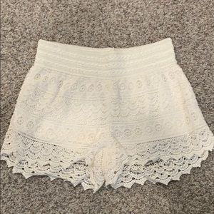 white lace shorts